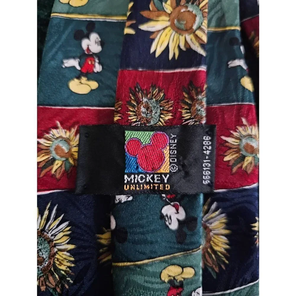 Tie Disney Classic Mickey Unlimited - Picture 3 of 6